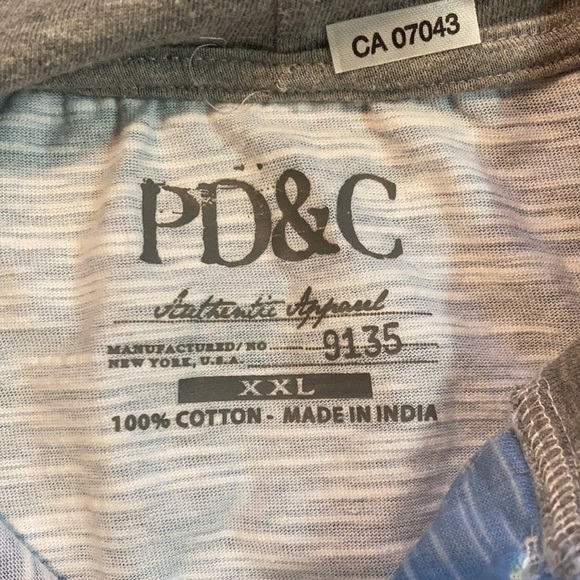 Kangaroo pocket hooded longsleeve shirt. - Picture 5 of 8